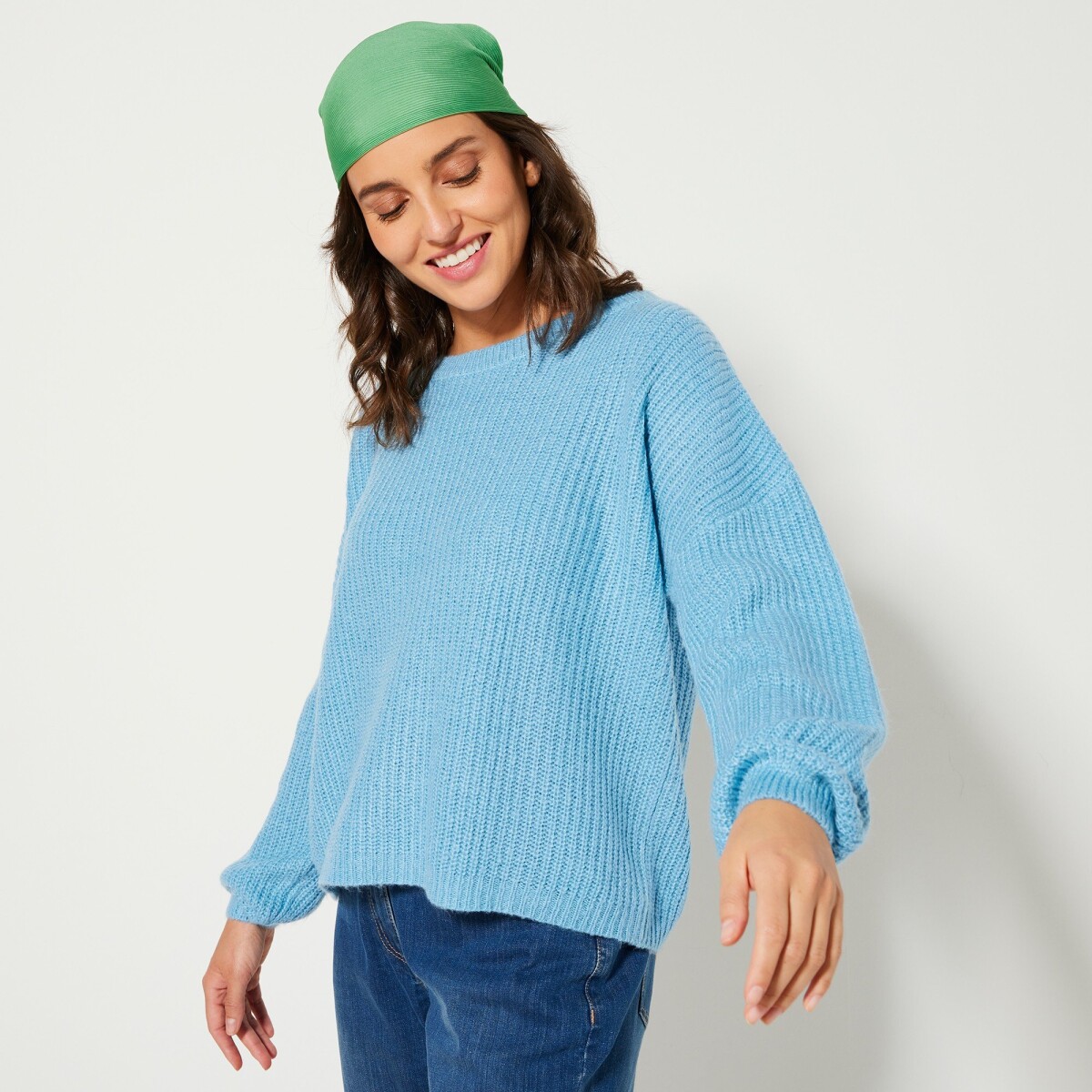 Blancheporte Jednobarevný pulovr s lodičkovým výstřihem a dlouhými rukávy modrá 3436