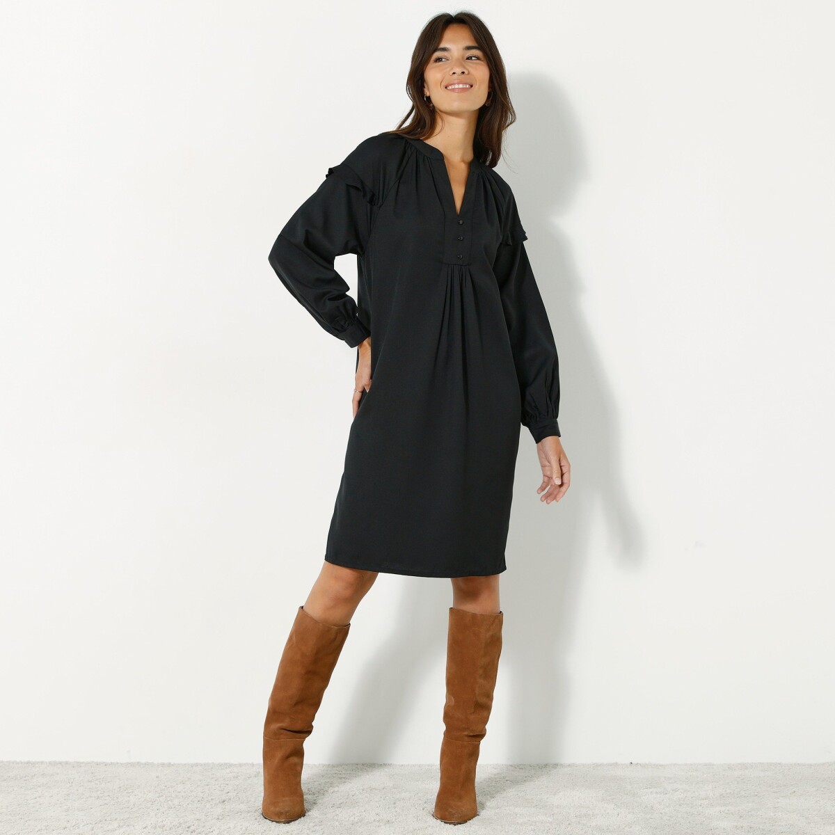 Blancheporte Jednobarevné rovné šaty z recyklovaného polyesteru (1) černá 40