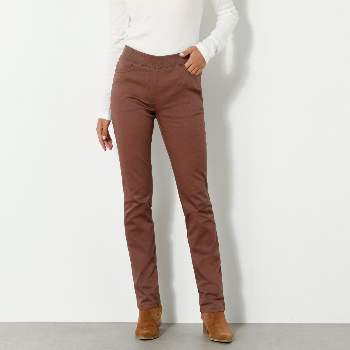 Blancheporte Rovné kalhoty, plátno čokoládová 38