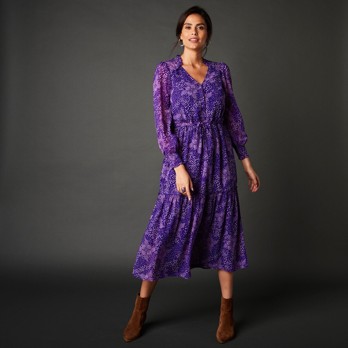 Blancheporte Dlouhé volánové šaty s minimalistickým vzorem fialovárežná 36